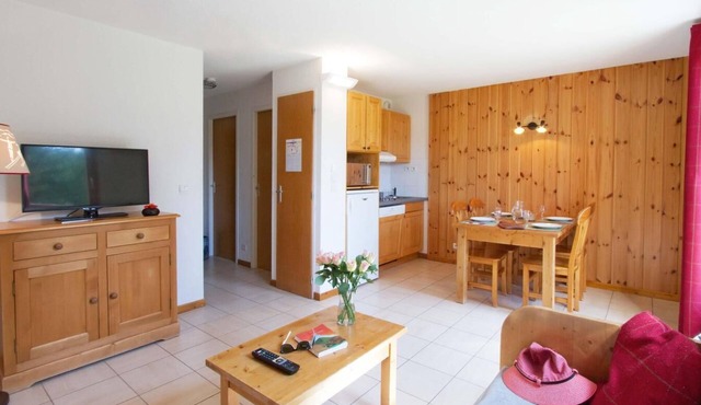 Swimming pool, terrace, balcony, parking, tv, ski locker, 58m², Superdévoluy