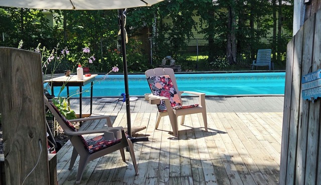 Swimmin pool movie stars &a c’ment pond- jc ma gee