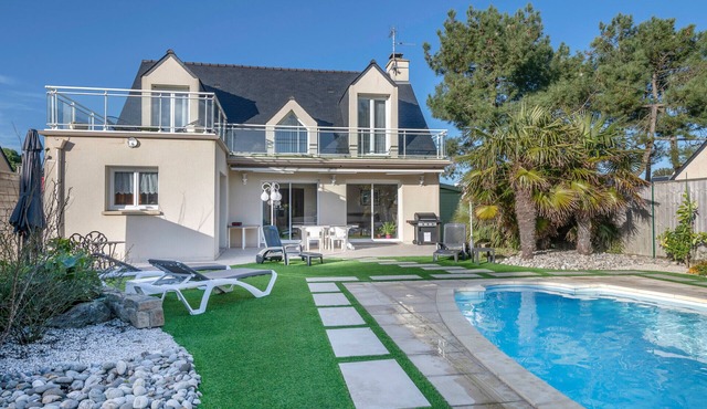 Swimming pool - Family house - 6 people