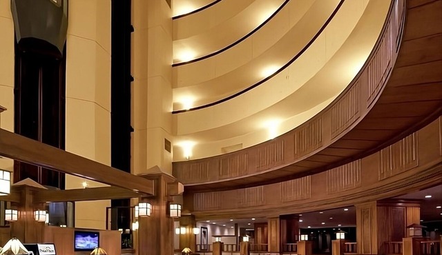 Swimming Pool, Pets Allowed! Your Stylish Gatlinburg Getaway!