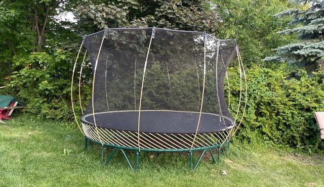 Swing Bridge Cottage on Lake Simcoe - Waterfront