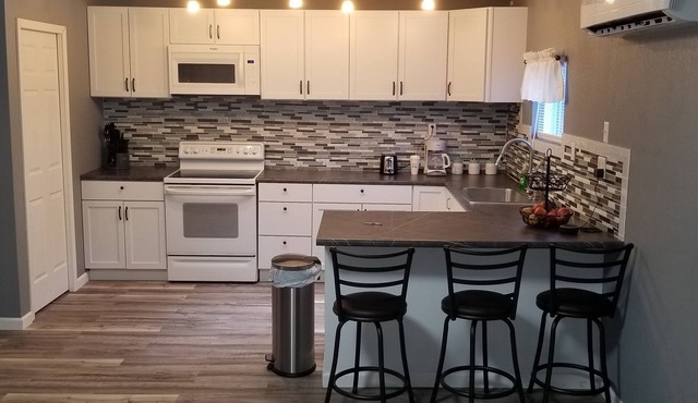 SwinHousing - Washington Suite, Sleeps 4