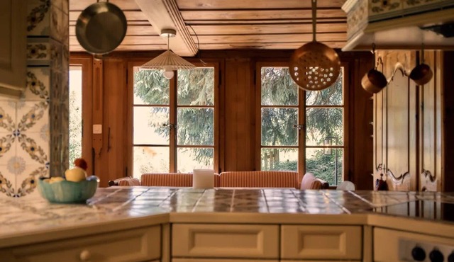 Swiss Chalet Near Gstaad: Luxury, Spa & Views