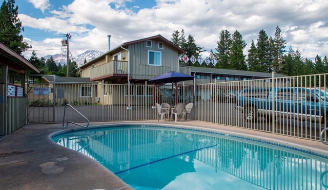 Swiss Holiday Lodge