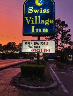 Swiss Village Inn