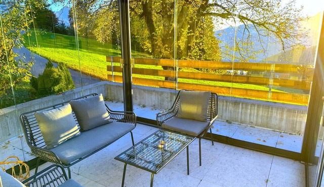 SwissHut Modern Chalet with Spa - Chalet Beunden