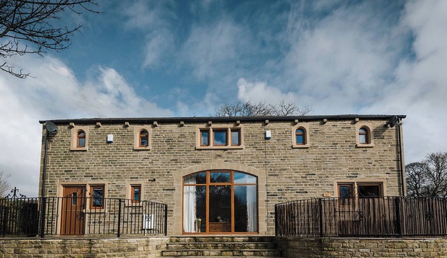 Sycamore Barn - UK33353