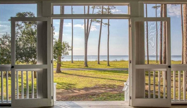 Sycamore Cottage- 5BDR Oceanfront with Golf Cart