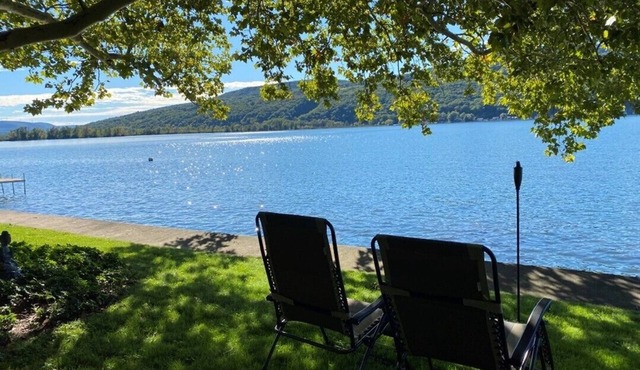 Sycamore Landing - Casual Lakefront Living at It's Best!