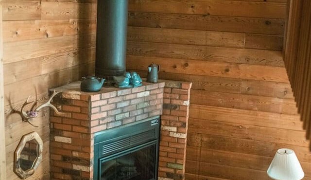 Sycamore - Rustic Cabin for 2 in Oak Creek Canyon