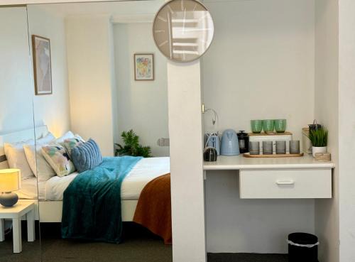 Sydney City Escape - Hotel Style Pool, Spa & Gym