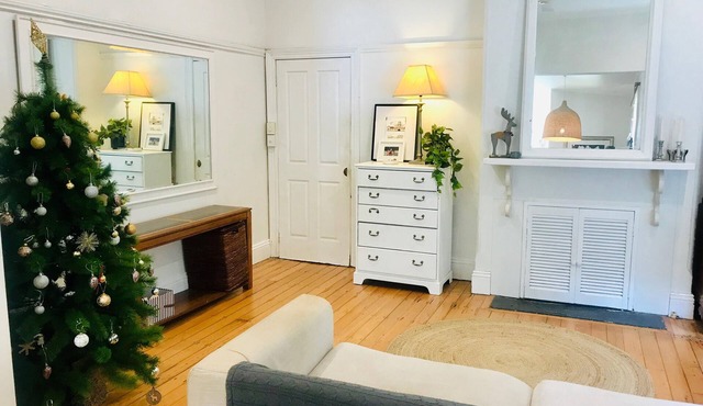 Sydney Harbour Cottage