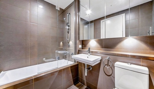 Sydney Olympic Park Apartment | Walk to Accor Stadium & Qudos Bank Arena