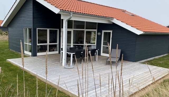 "Sylwia" - from the sea by Interhome