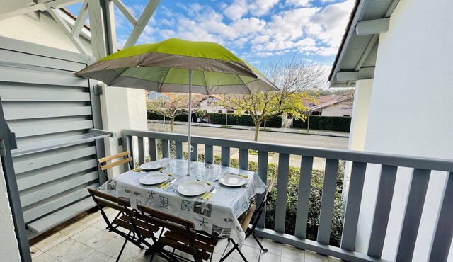 Sympathique petit T3 proche plage et centre (089)