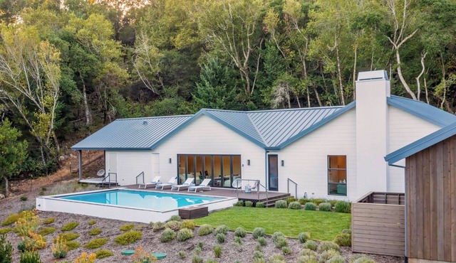 Syrah by AvantStay | Hilltop Haven in Sonoma | Private Pool + Patio