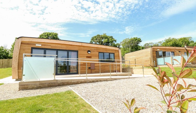 SYRAH, family friendly, character holiday cottage in Seaview