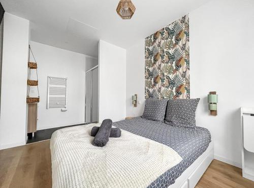 Télétravail · 4 suites (sdb) · Bureaux · Terrasse