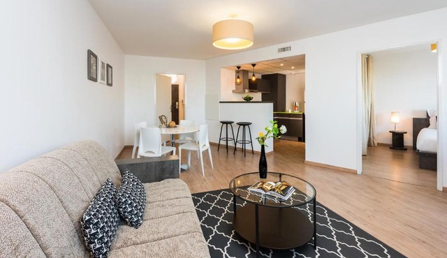 Ténéo Apparthotel Talence - Arthena