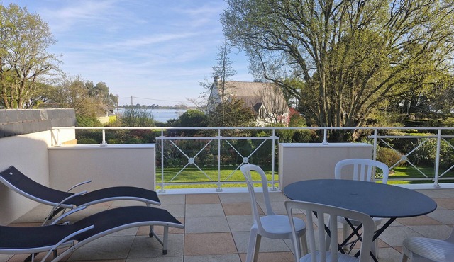 T 2 - Sea view - Arradon- Gulf of Morbihan - Pays de Vannes - South Brittany