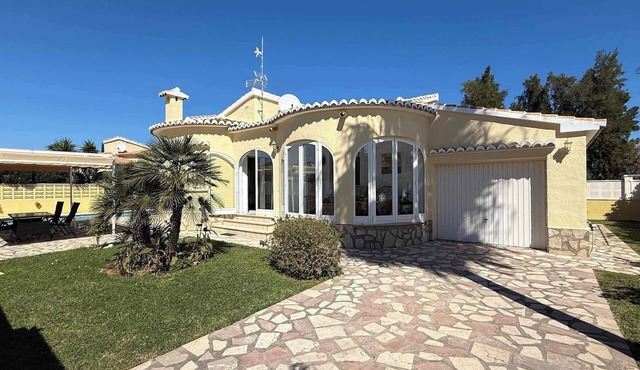 T-4711, Villa Sol, villa with private pool, 600 m from the sea