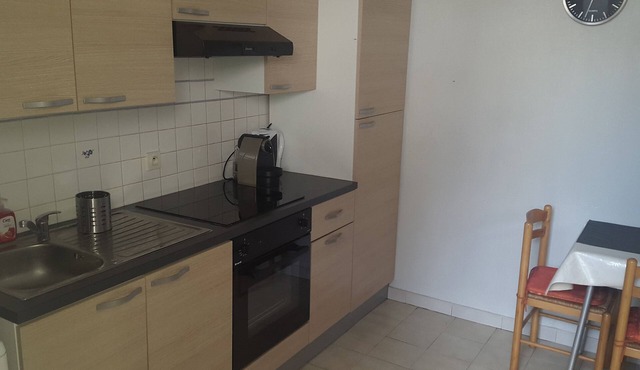T1 AGEN Ideally located