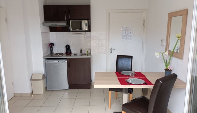 T1 BIS Dans Résidence Avec Piscine D94