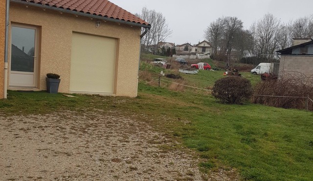 T1 house with parking