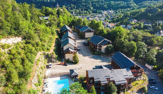 T2 à deux pas des thermes et de la télécabine