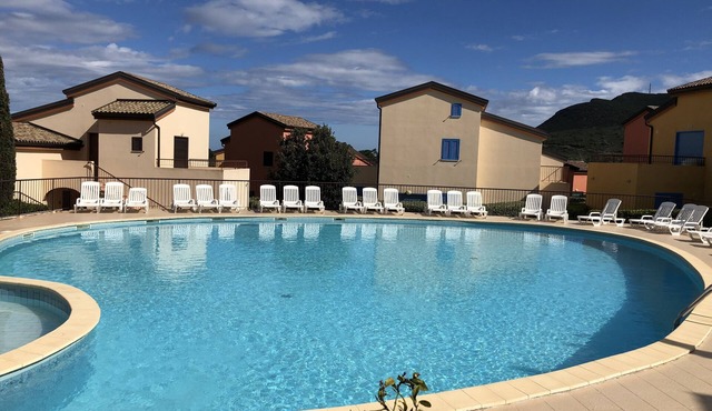 T2 apartment in residence with pool 400m from the beach of Lozari