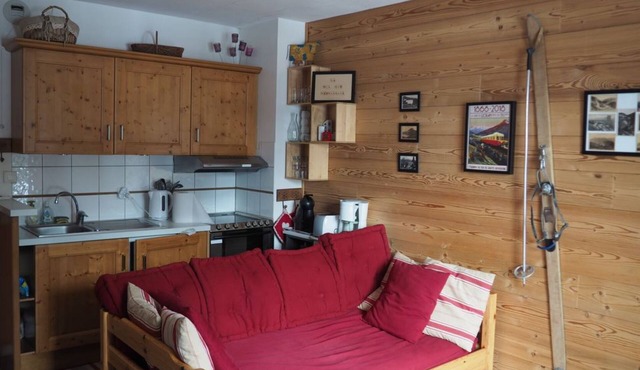 T2 apartment in the heart of the resort with heated pool - Le Lioran