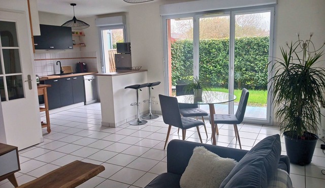 T2 apartment with garden - quick airport access