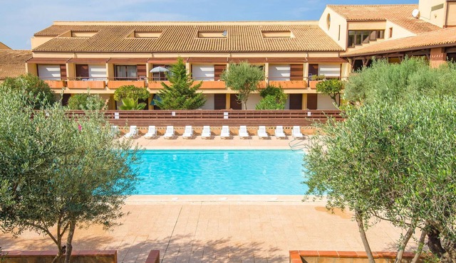 T2 au cœur du Golf + piscine sur place !