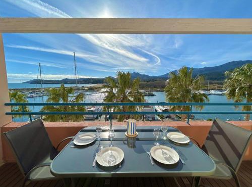 T2 Cabine Climatisé à Argelès avec Parking - FR-1-388-228