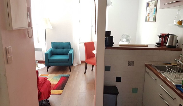 T2 calm close to all amenities (the plain)