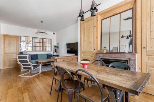 T2 chaleureux au style bois Lyon 7