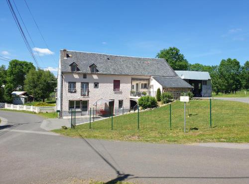 T2 CHEZ LE MARECHAL à NEBOUZAT