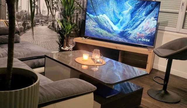 T2 Cosy Calme au RDC Parking Privé TV 165 cm Netflix/wi-fi