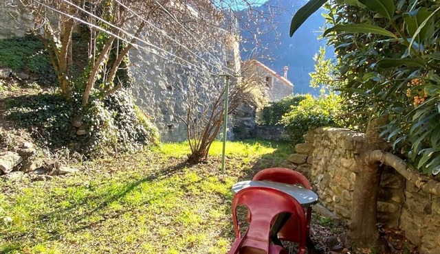 T2 Dans Maison DE Village Avec Jardin