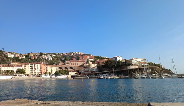 T2 for 4 people - Centre Cerbère Near the beach