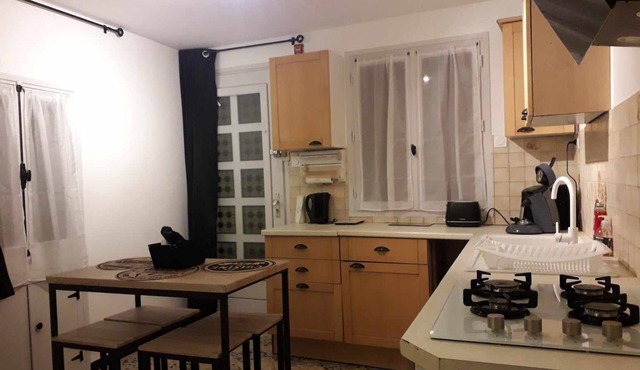 T2 in charming Ardèchois village