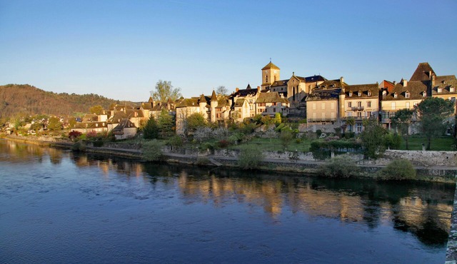 T2 ground floor apartment with terraceFor 3 people