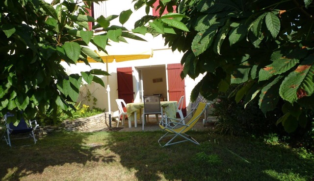 T2 ground floor villa level access terrace garden