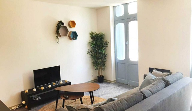 T2 LES ARCADES ★ PLEIN CENTER ★ LUMINEUX ★ WIFI