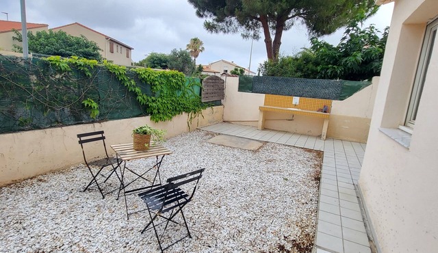 T2 Lumineux et Climatisé Avec Jardin de 30 m2 et Stationnement