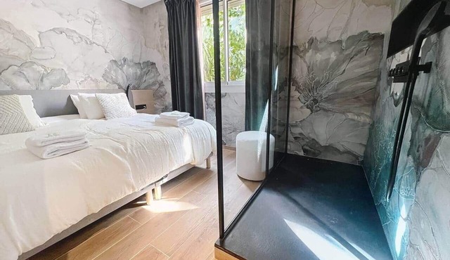 T2 Luxury Canet Beach 50m - Romantic stay ❤️ Love room
