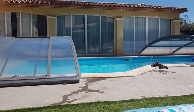 T2 Montpellier 10 min beaches Heated swimming pool May→October Residential area