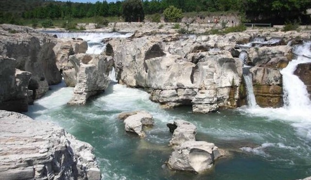 T2 quiet in country house