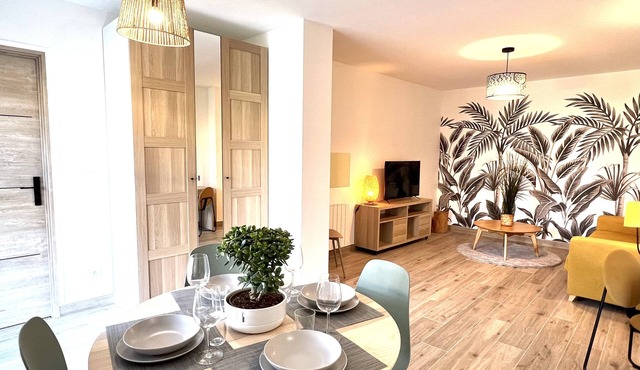 T2 Saint-genis-laval Terrasse et Jardin Privatifs