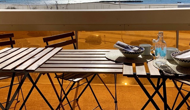 T2 "Sea Front" 50m2 TOP